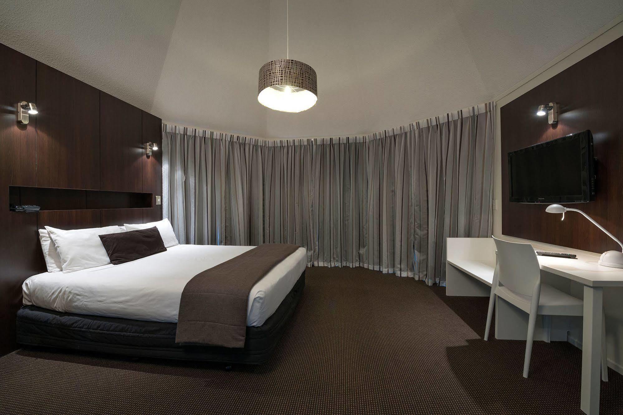 The Towers On The Park Hotel Christchurch Eksteriør billede